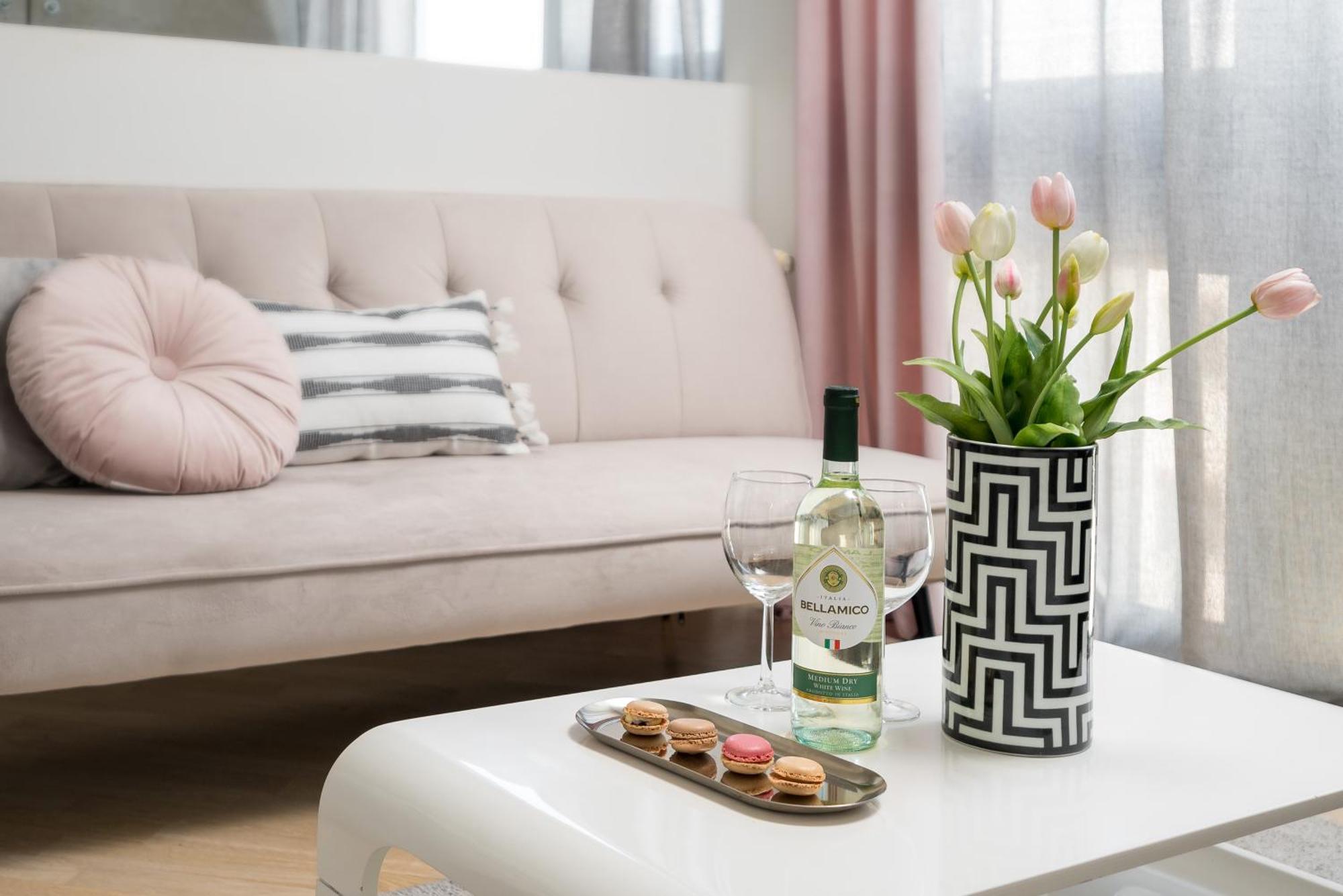 Air-Conditioned Premium Loft Warsaw Skyline Only 900 M To Central Station Exterior foto